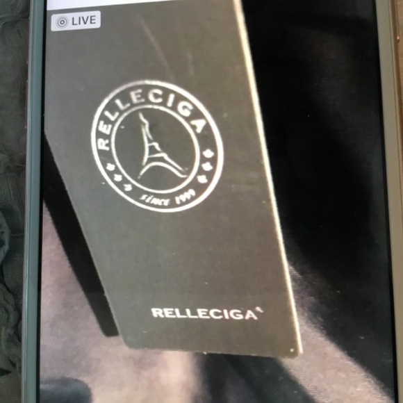 Shapely black bathing suit - Picture 3 of 3